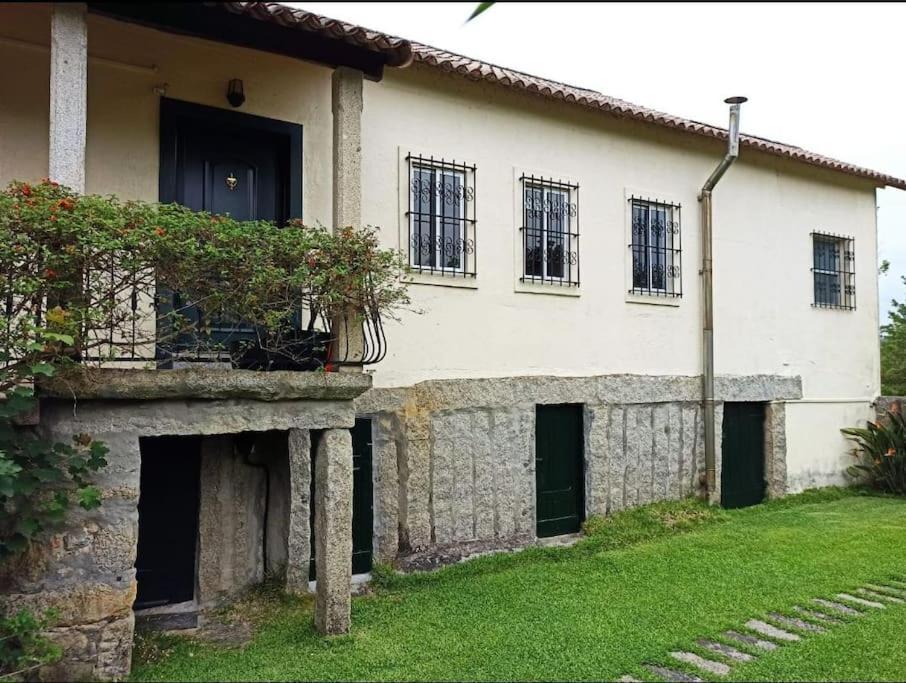 A Vina De Lina. Turismo Rural Con Piscina Y Finca. Pontevedra Luaran gambar